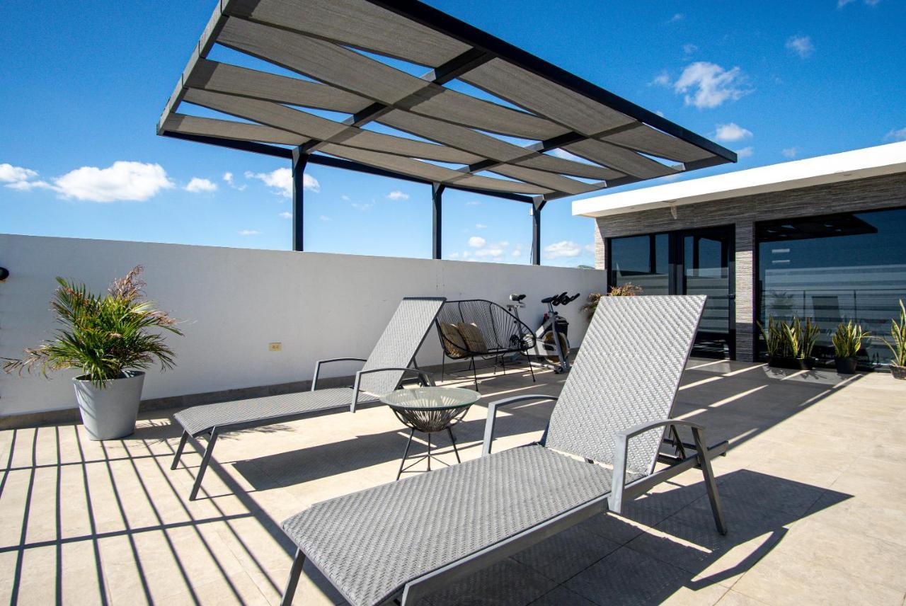Stunning 2 Bedroom, 2 Bathroom Condo Just A 5 Minute Drive To The Beach Cabo San Lucas Exterior photo
